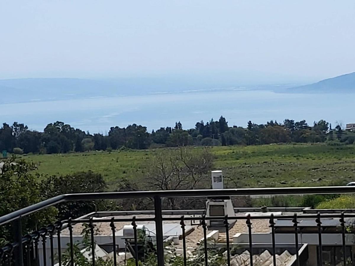 למרפסת La Balcona Apartman Chorazim Kültér fotó